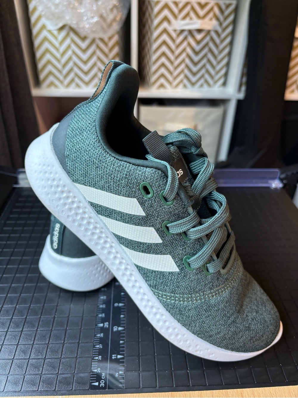 Adidas cloudform 6.5 green Running Shoes with White Stripes